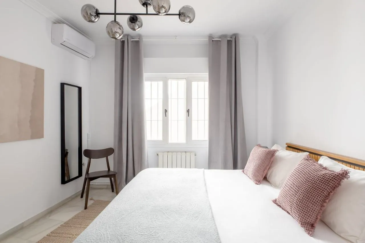 Apartamento Suites Puerta del Arenal, Maestranza Sevilla